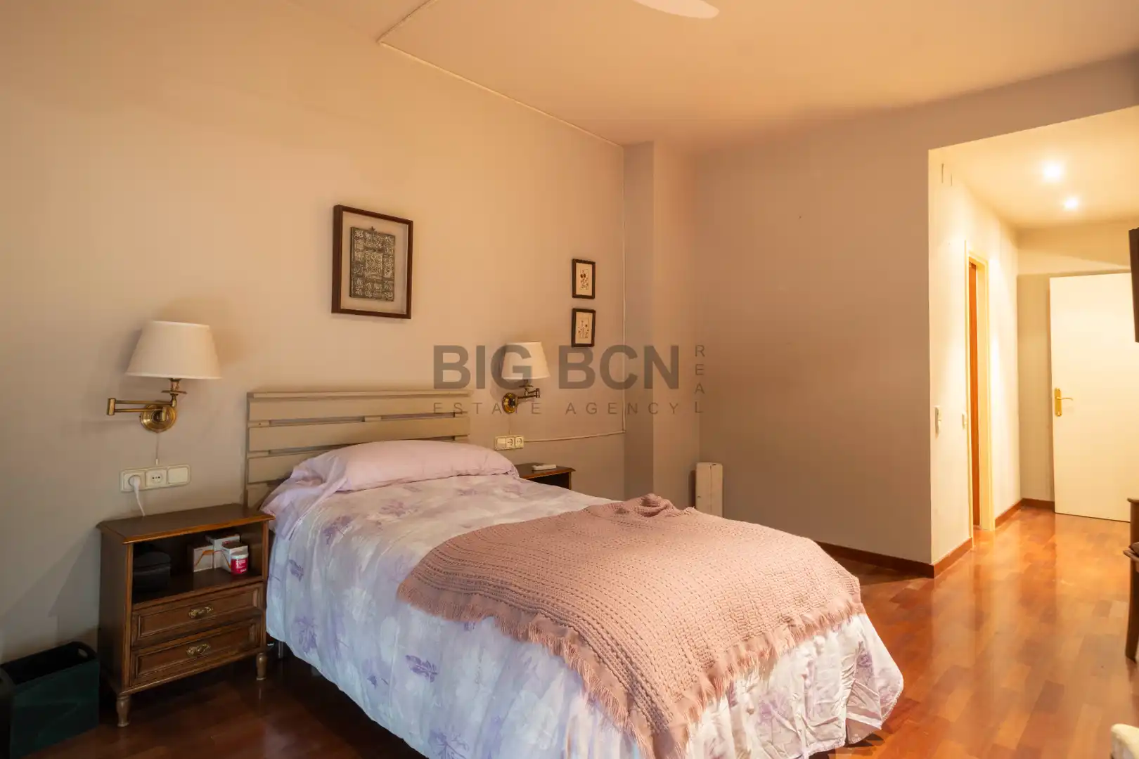 Habitación de Piso en venta en Barcelona con Aire acondicionado, Calefacción y Parquet