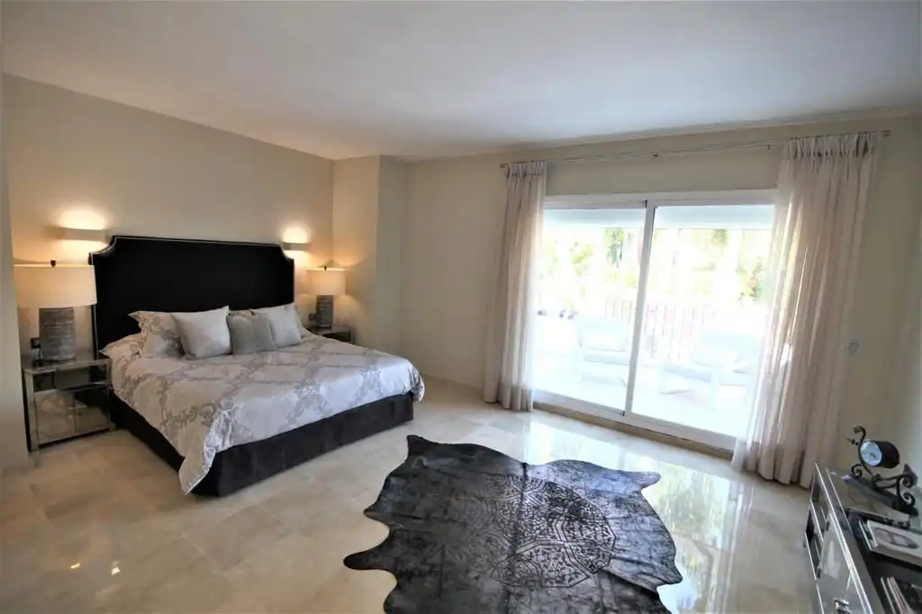 Dormitori de Casa o xalet de lloguer en Marbella amb Aire condicionat, Calefacció i Jardí privat
