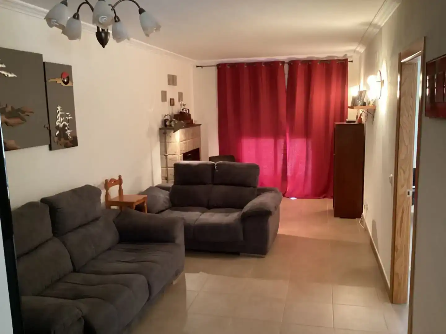 Sala d'estar de Casa adosada en venda en Santiago del Teide amb Piscina i Balcó