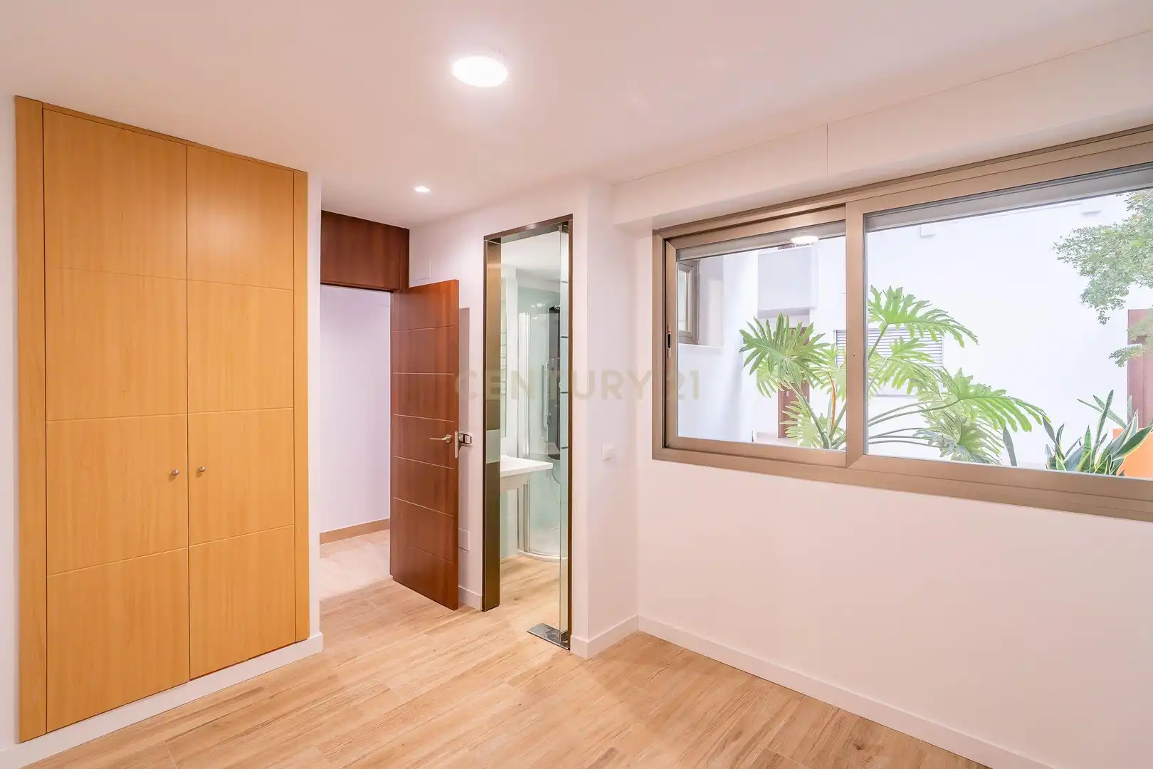 Ground floor for sale in Mijas  with Air Conditioner, Microwave and Home automation