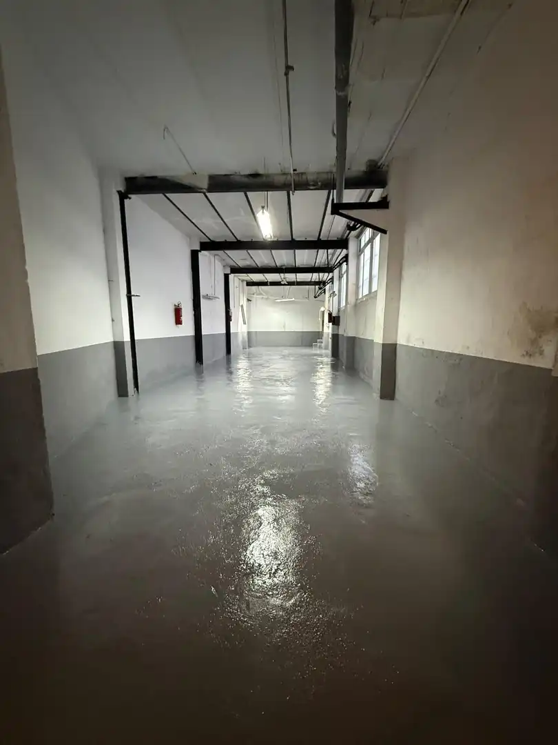 Gewerbefläche zur Miete in Centre - Zona Alta