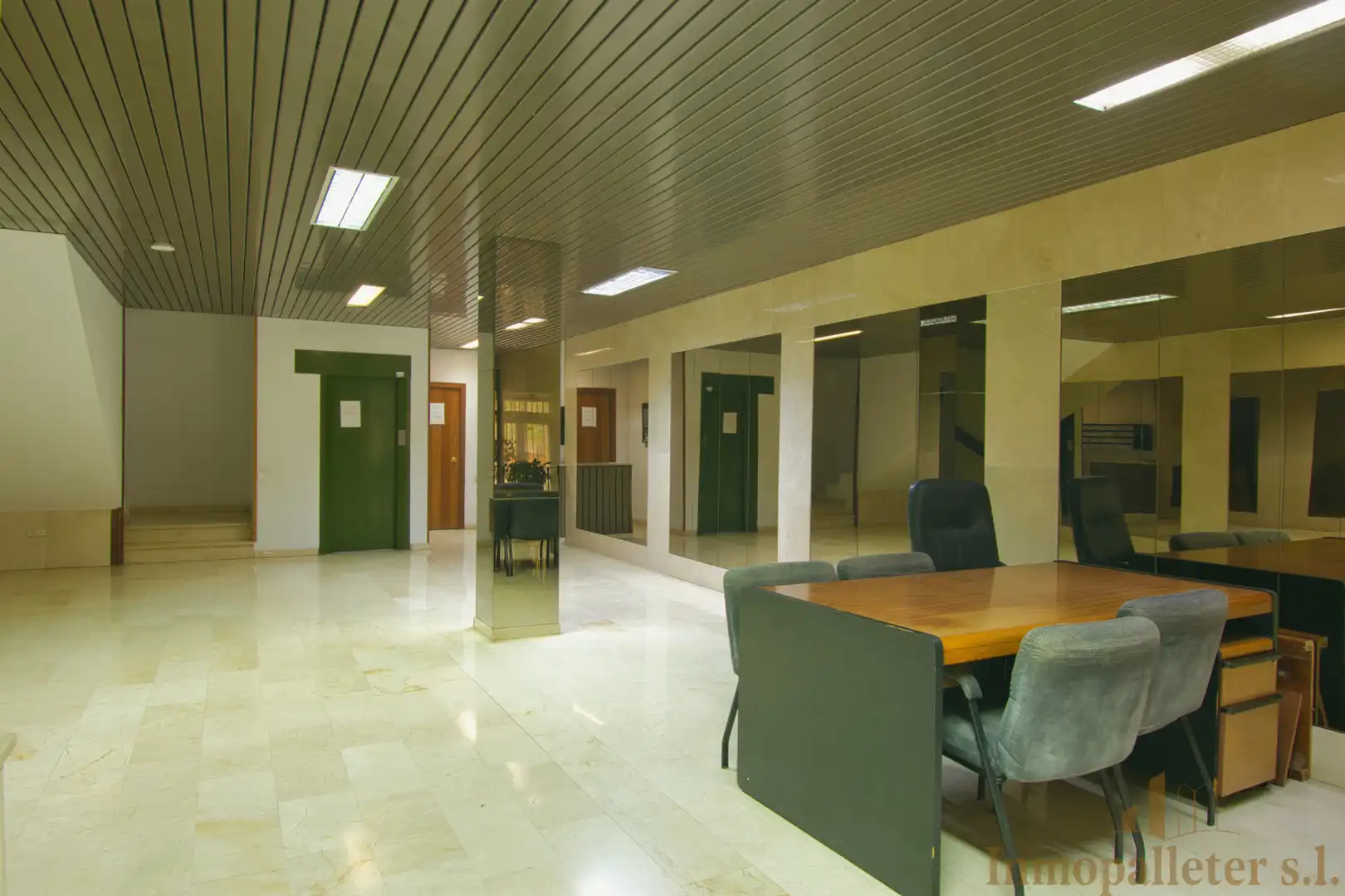 Büro zum Verkauf in Valencia mit Klimaanlage und Möbliert