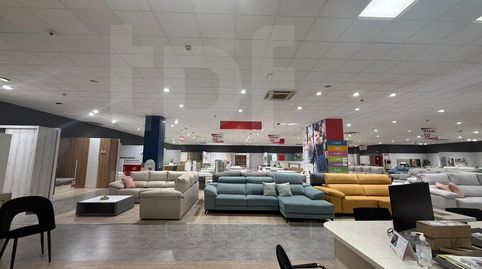 Local comercial de 2.186 m en Sedaví Valencia