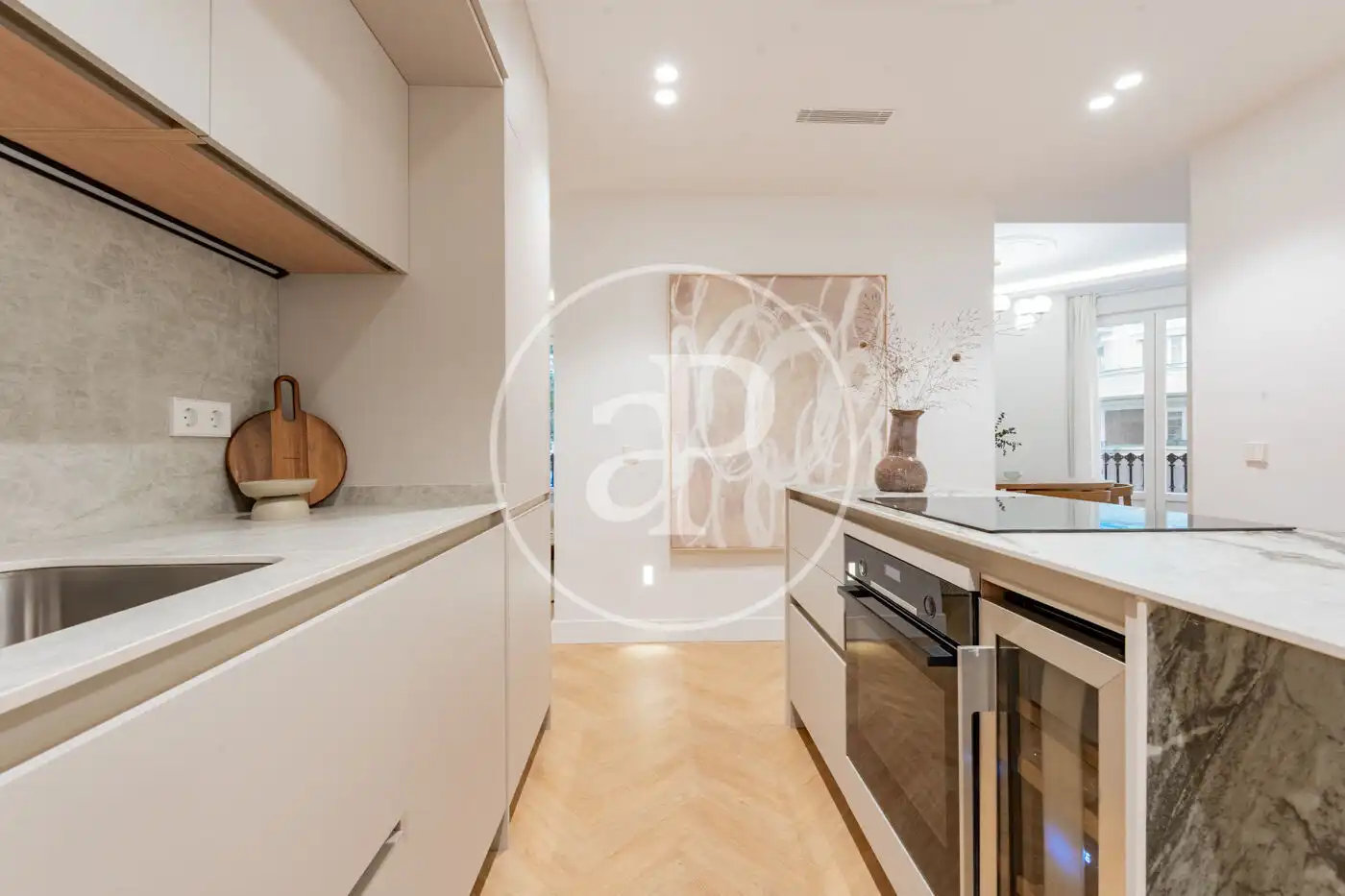 Kitchen of Flat for sale in Barrio de Salamanca