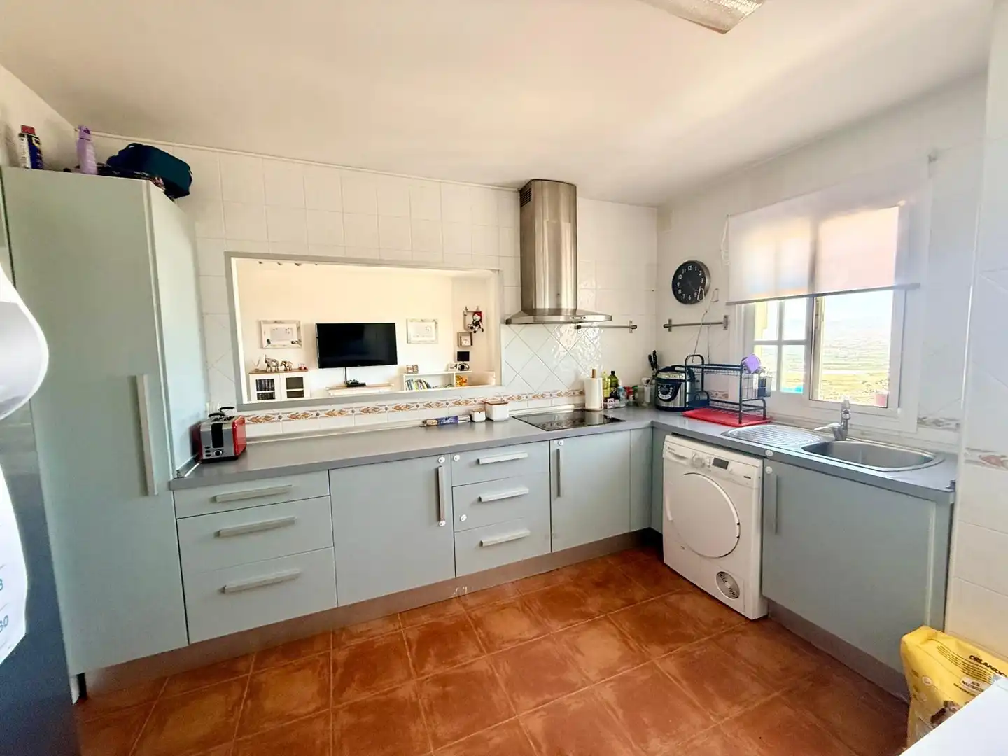 Casa aparellada amb jardí en venda a Calle QUITAPENAS, imagen 17
