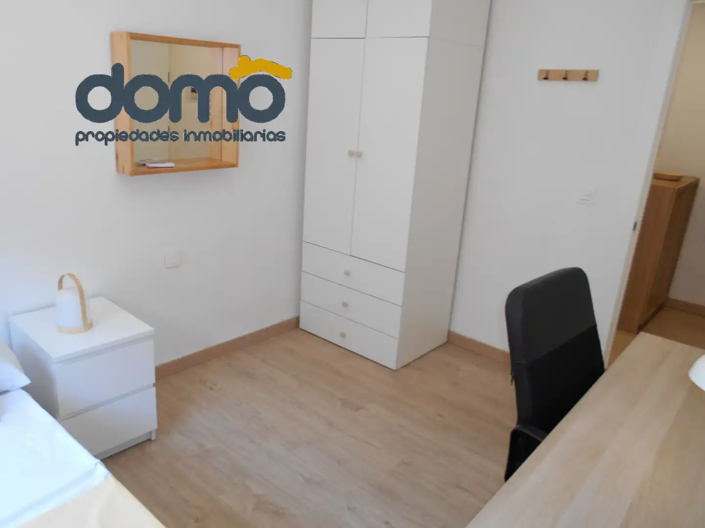 Bedroom of Flat for rent in Granada  with Air Conditioner, Parquet flooring and Furnished