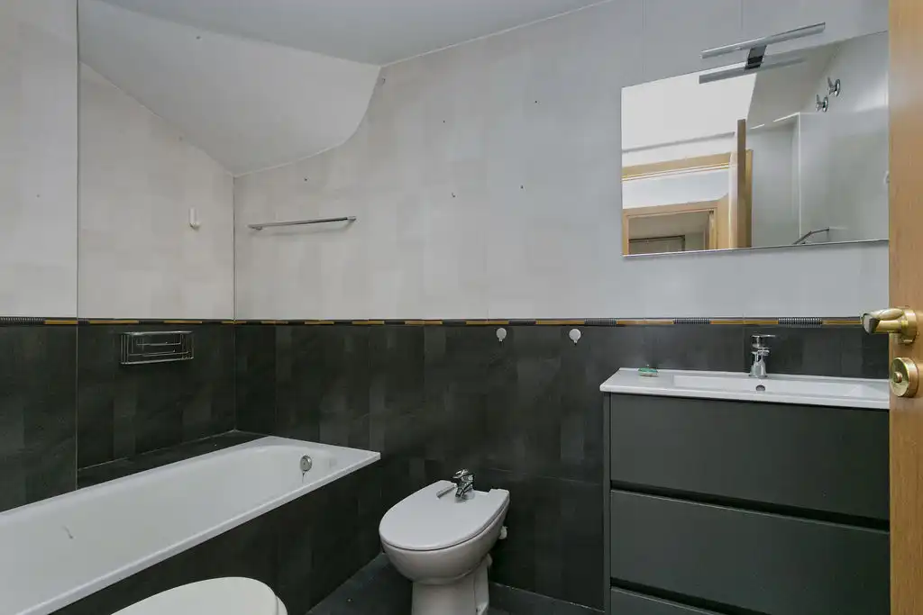 Badezimmer von Maisonette zum Verkauf in Manresa