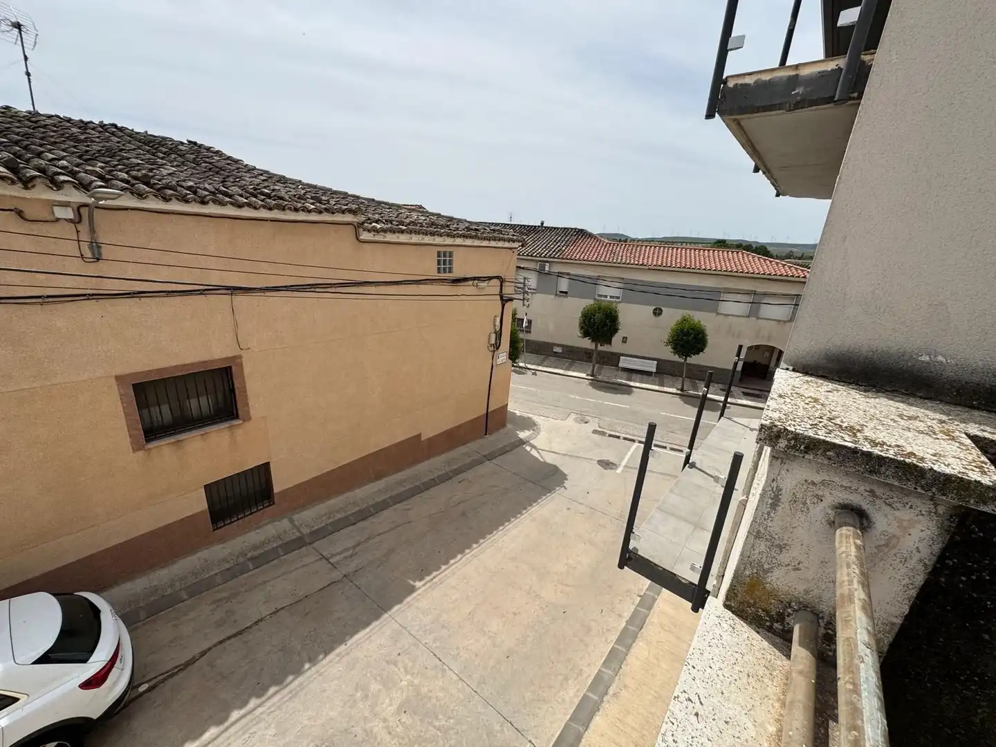 Vista exterior de Finca rústica en venda en Magallón amb Terrassa i Traster