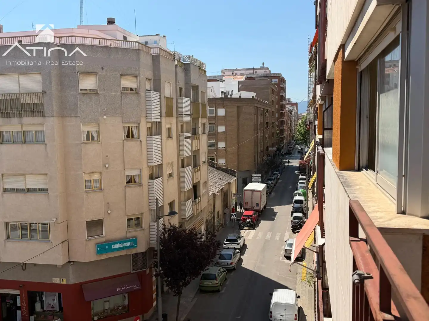 Außenansicht von Wohnung zum Verkauf in Gandia mit Klimaanlage und Terrasse