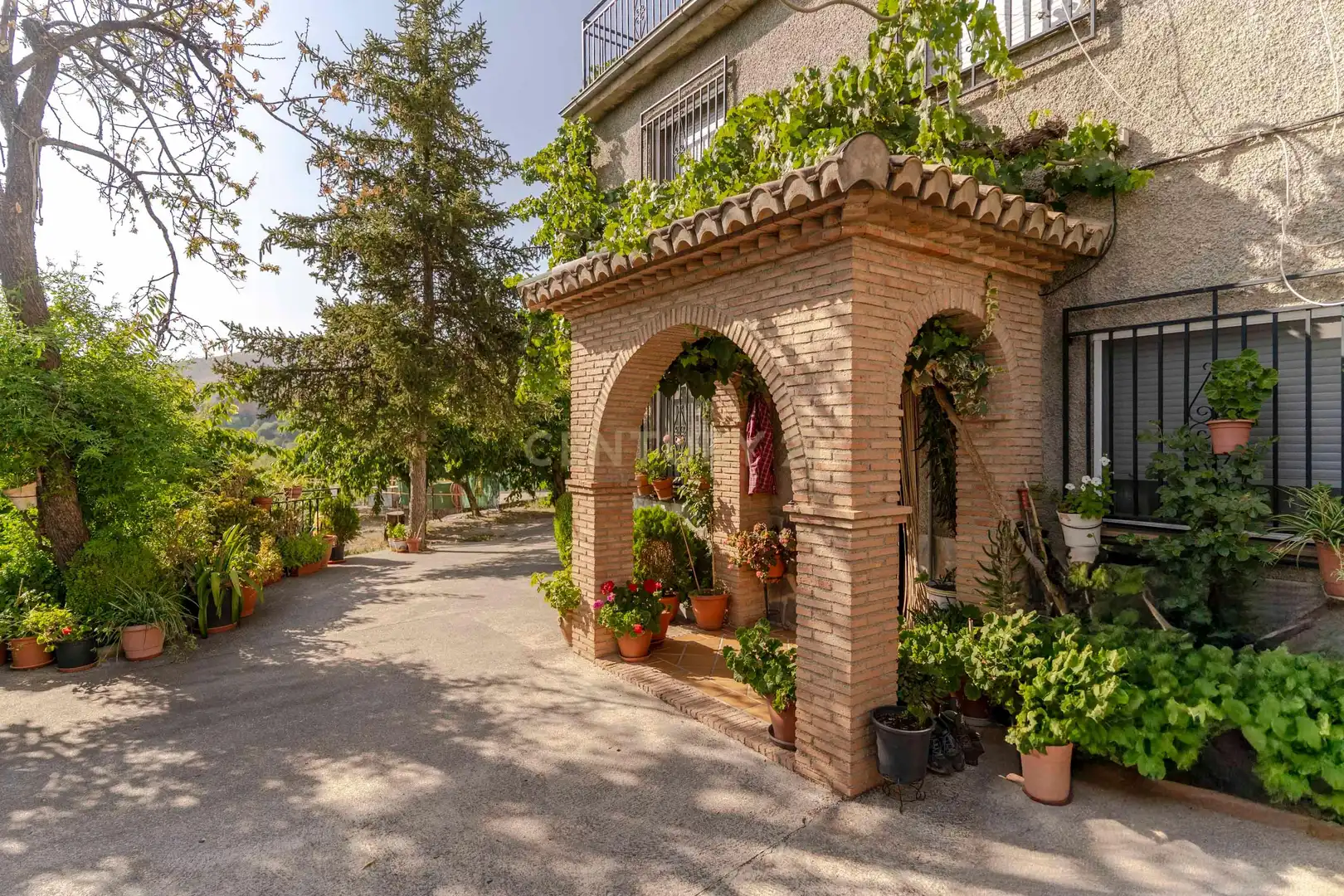 Jardín de Casa o chalet en venta en Güéjar Sierra con Jardín privado, Trastero y Piscina