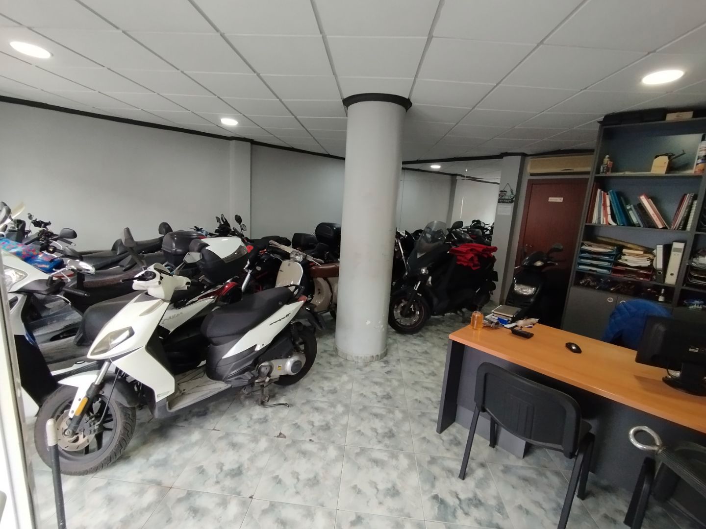 Local en venda en  Valencia Capital amb Aire condicionat i Internet