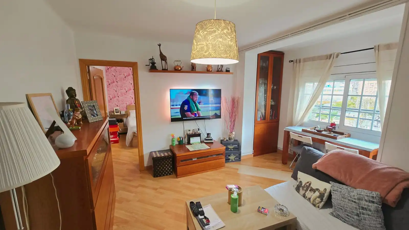 Sala d'estar de Pis en venda en Barcelona amb Aire condicionat, Calefacció i Moblat