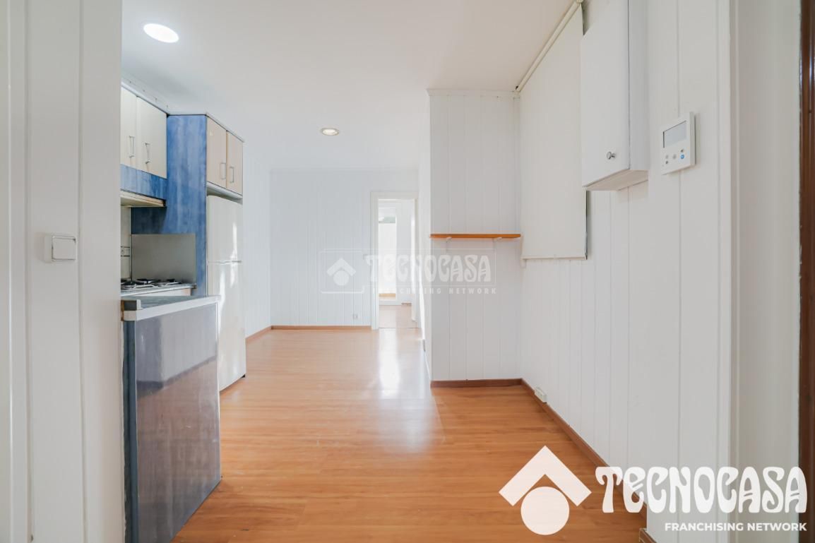 Cuina de Pis en venda en  Barcelona Capital amb Aire condicionat, Terrassa i Moblat