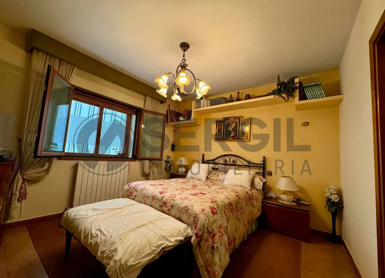 Habitación de Casa o chalet en venta en Prádena con Calefacción y Jardín privado