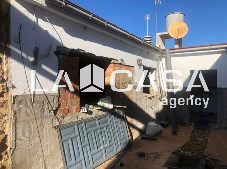 Houses for sale in Centro - Doña Mercedes