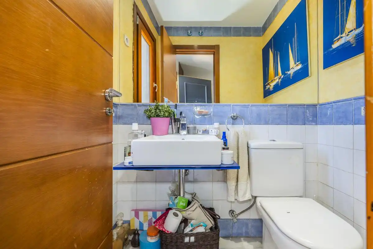 Casa adosada en venta en C. Gutiérrez Canales, Canillejas