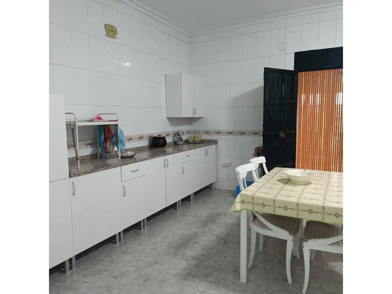 Cocina de Casa o chalet en venta en Carmona con Aire acondicionado, Calefacción y Jardín privado