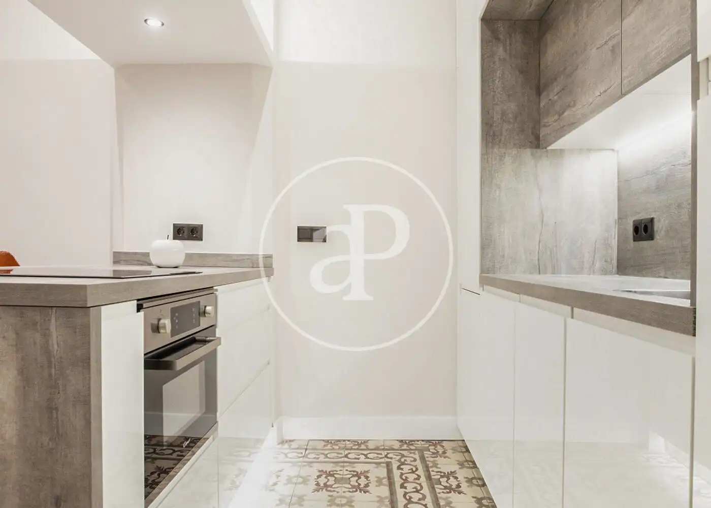 Flat for rent in C. de Fúcar, Cortes - Huertas