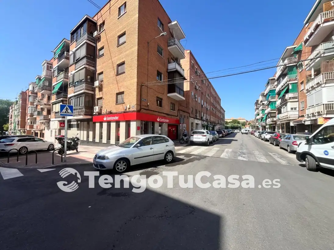 Piso de alquiler en Calle de Etruria, Canillejas