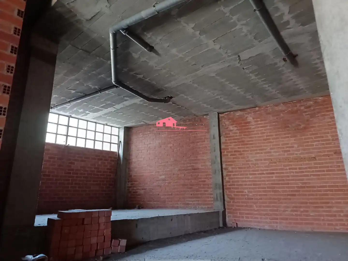 Local comercial en venda a De la Iglesia Nueva 7, imagen 4