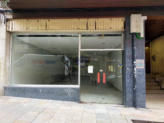 Local comercial en Venta en Calle Calle de Urzáiz, 86 en Plaza España - Corte Inglés