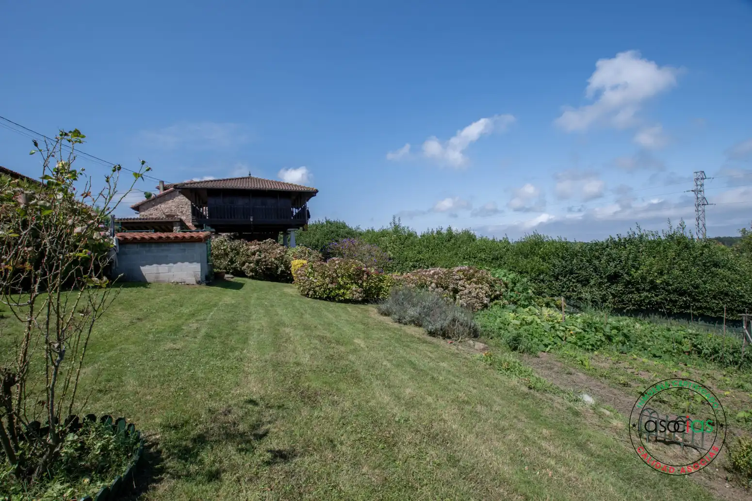 Casa o chalet en venta en Colunga con Calefacción, Jardín privado y Parquet