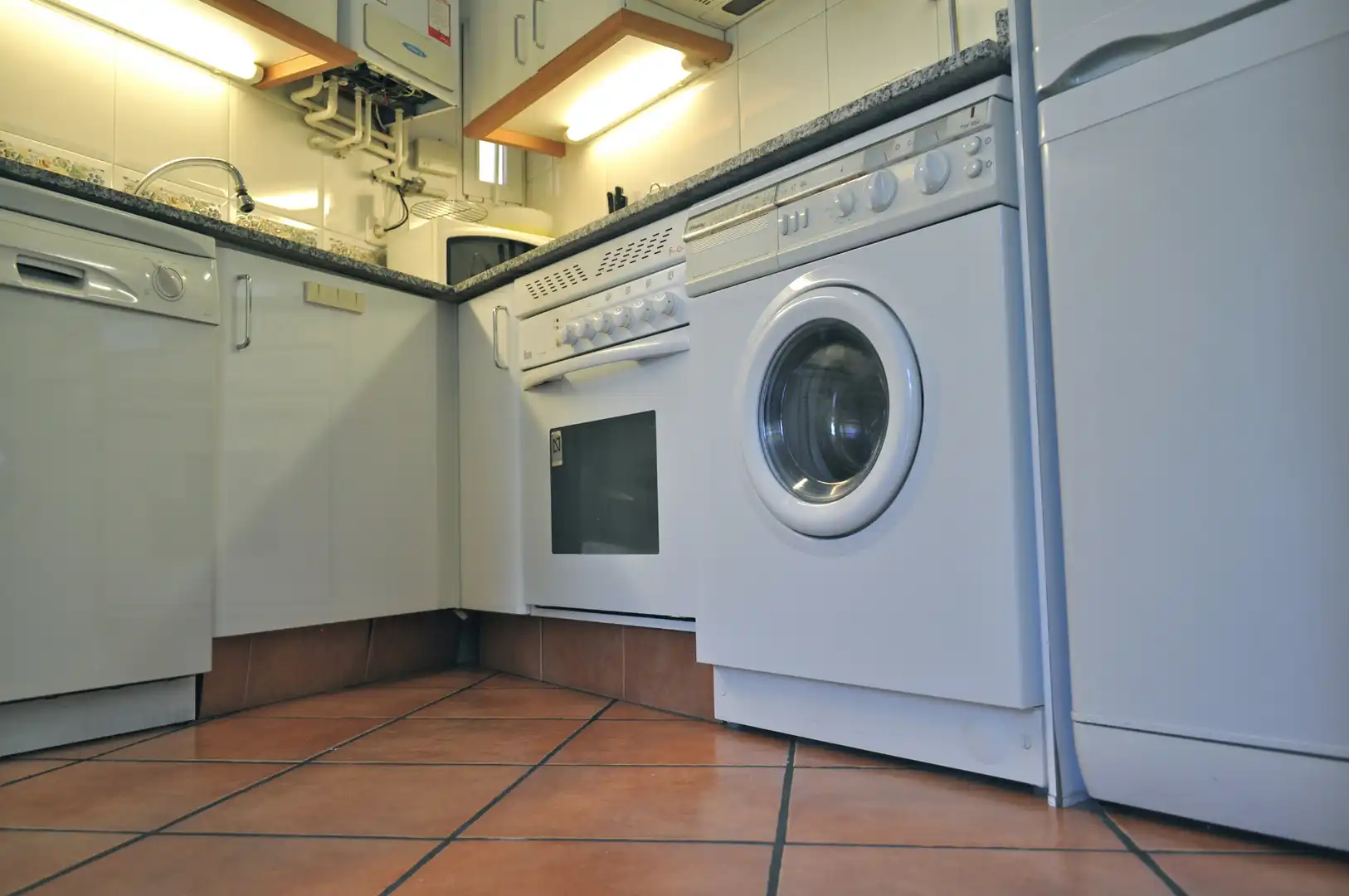 Cocina de Apartamento en venta en Valencia con Aire acondicionado, Calefacción y Horno