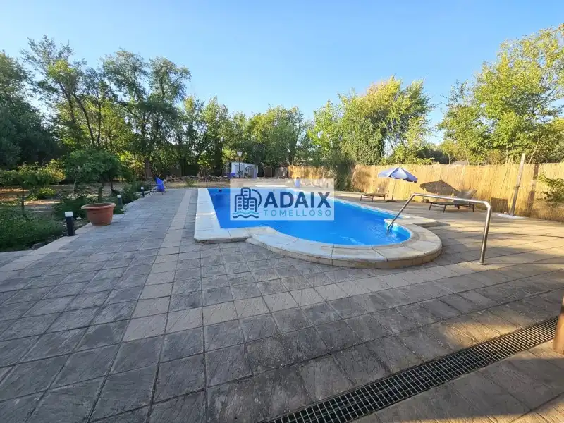 Piscina de Finca rústica en venta en Argamasilla de Alba con Aire acondicionado