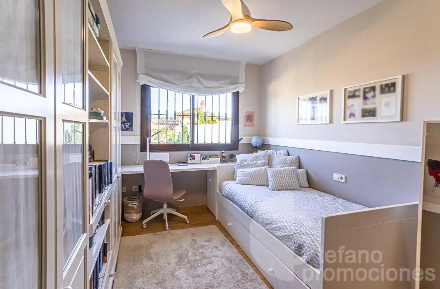 Habitación de Casa adosada en venta en Málaga con Aire acondicionado, Jardín privado y Parquet