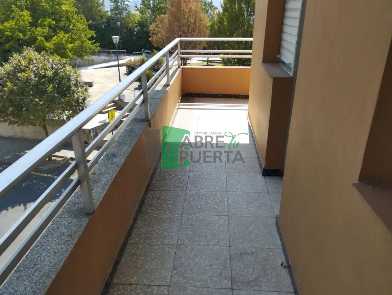 Vista exterior de Piso en venta en San Miguel de la Ribera con Calefacción, Trastero y Amueblado