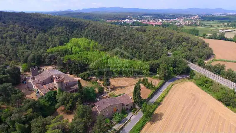 Country homes for sale in Flaçà  with Air Conditioner, Heating and Private garden