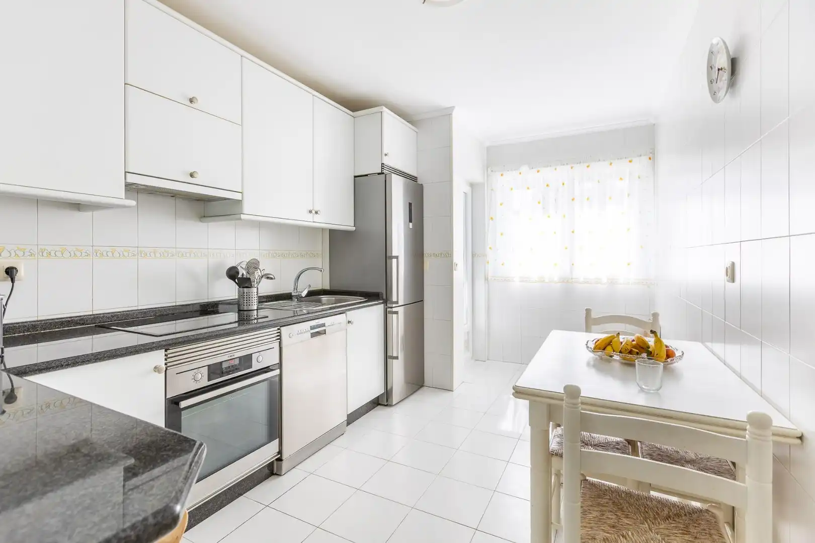Kitchen of Flat for sale in Oleiros  with Storage room