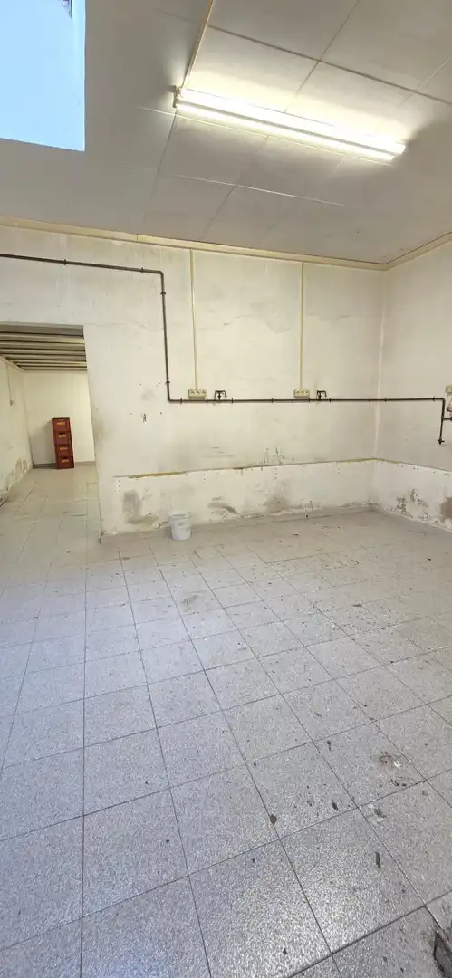 Local comercial en venta en Calle de Béjar, imagen 4