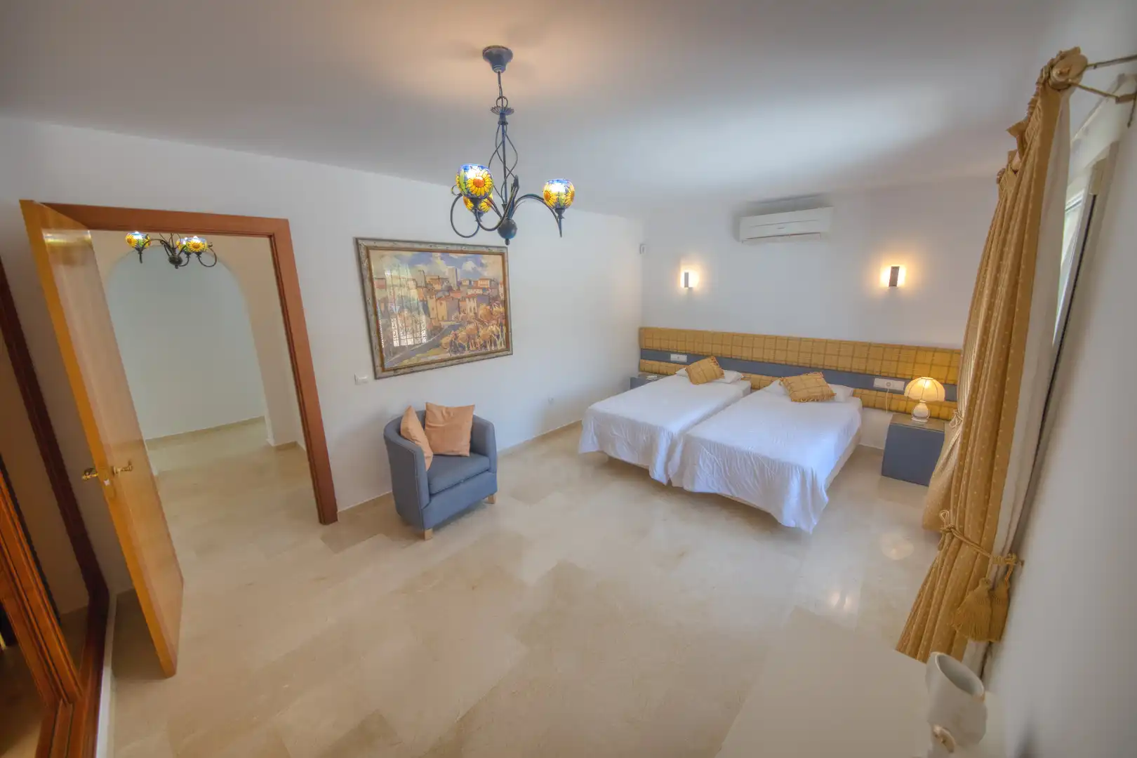 Bedroom of Houses for sale in Benalmádena  with Air Conditioner, Private garden and Parquet flooring