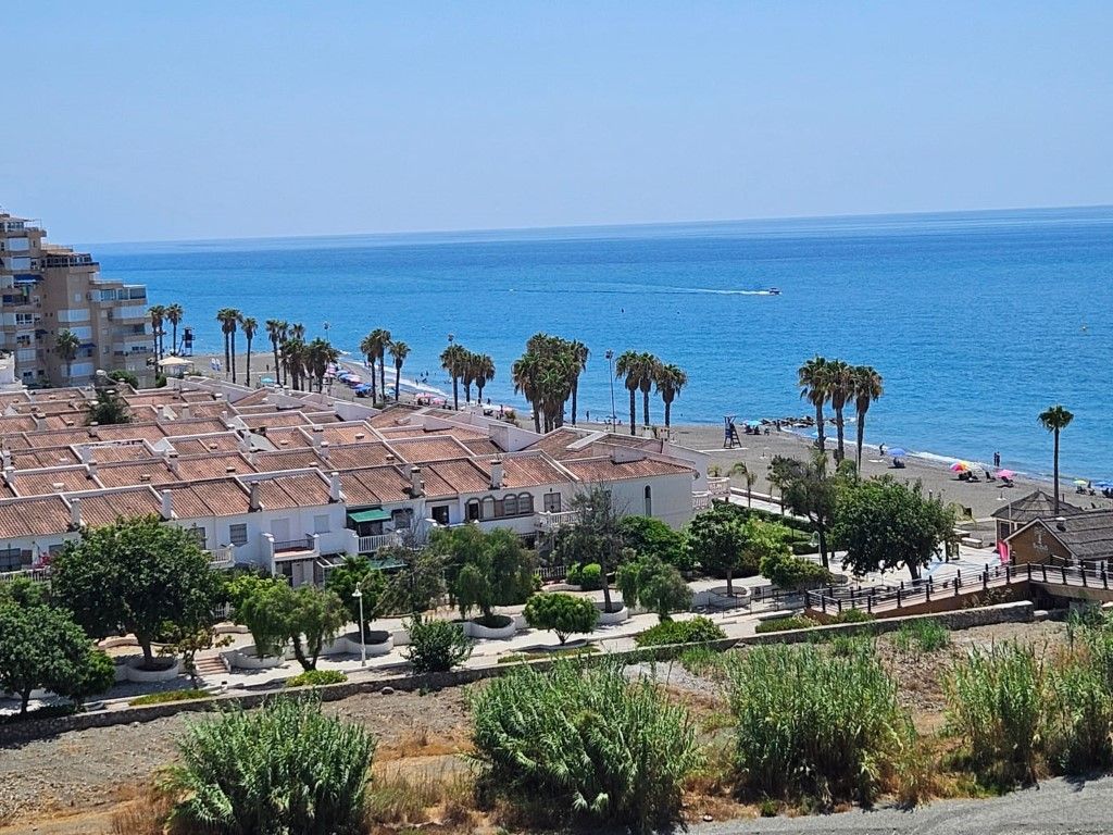 Exterior view of Study for sale in Algarrobo  with Air Conditioner, Swimming Pool and Community pool