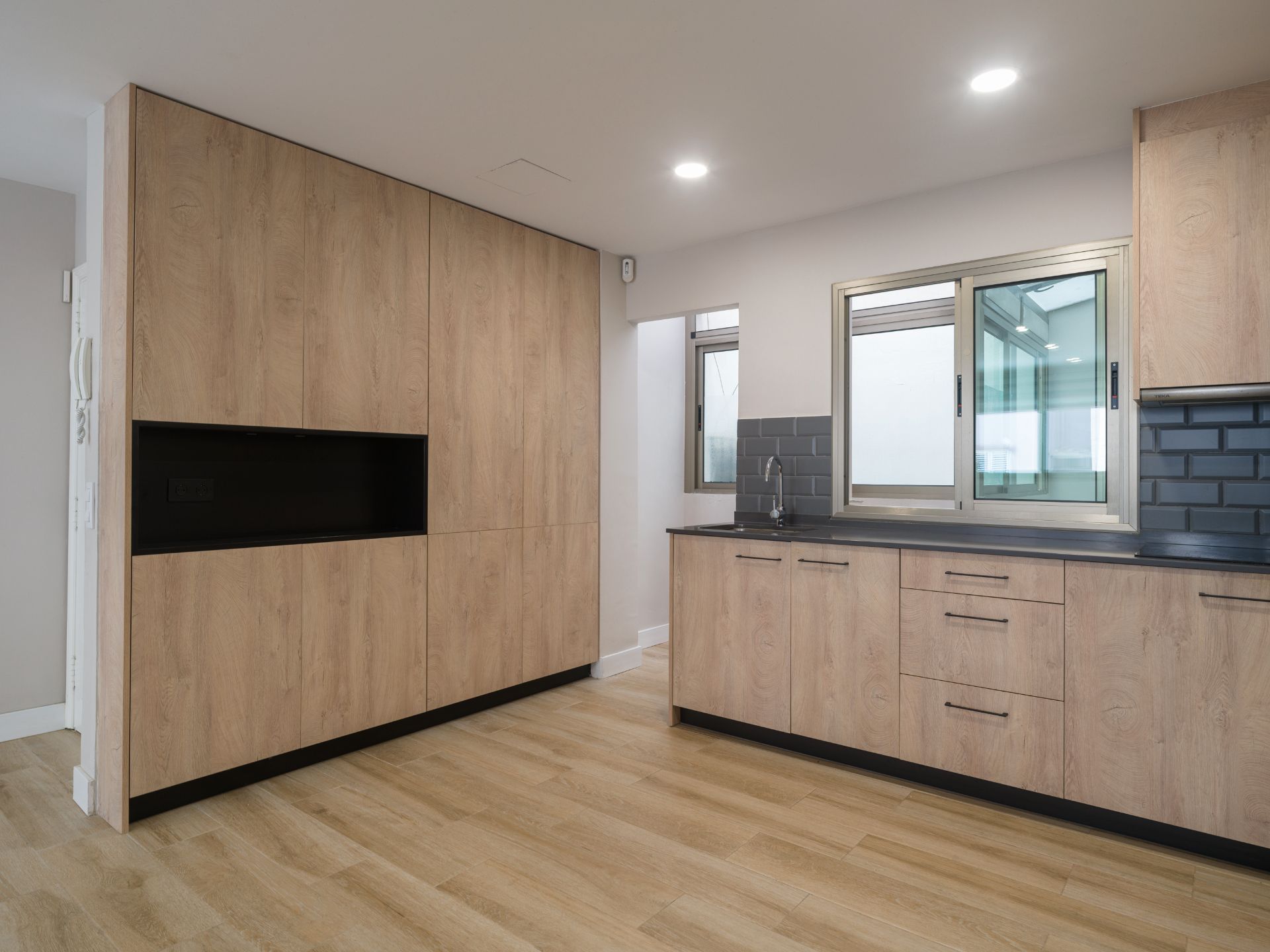 Kitchen of Flat for sale in Las Palmas de Gran Canaria  with Storage room