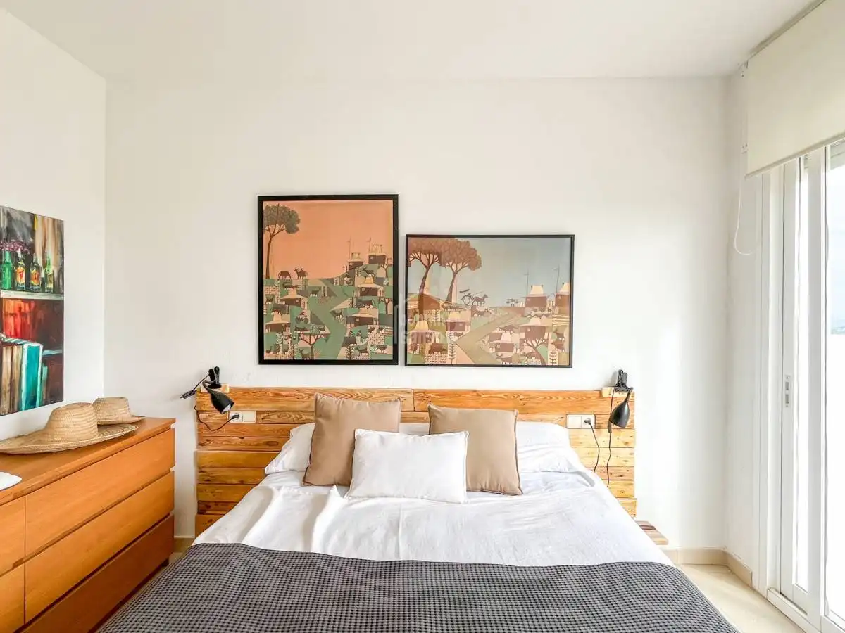 Dormitori de Apartament en venda en Es Mercadal amb Calefacció, Terrassa i Moblat