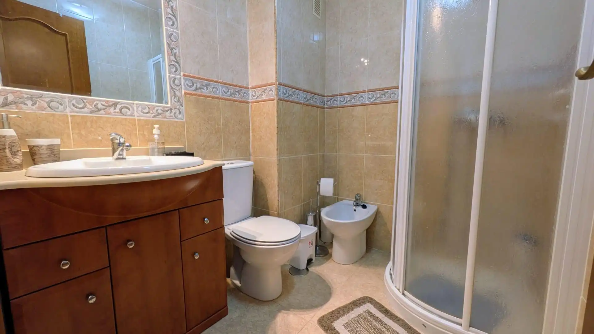 Apartamento con piscina en alquiler en Los Boliches, imagen 5