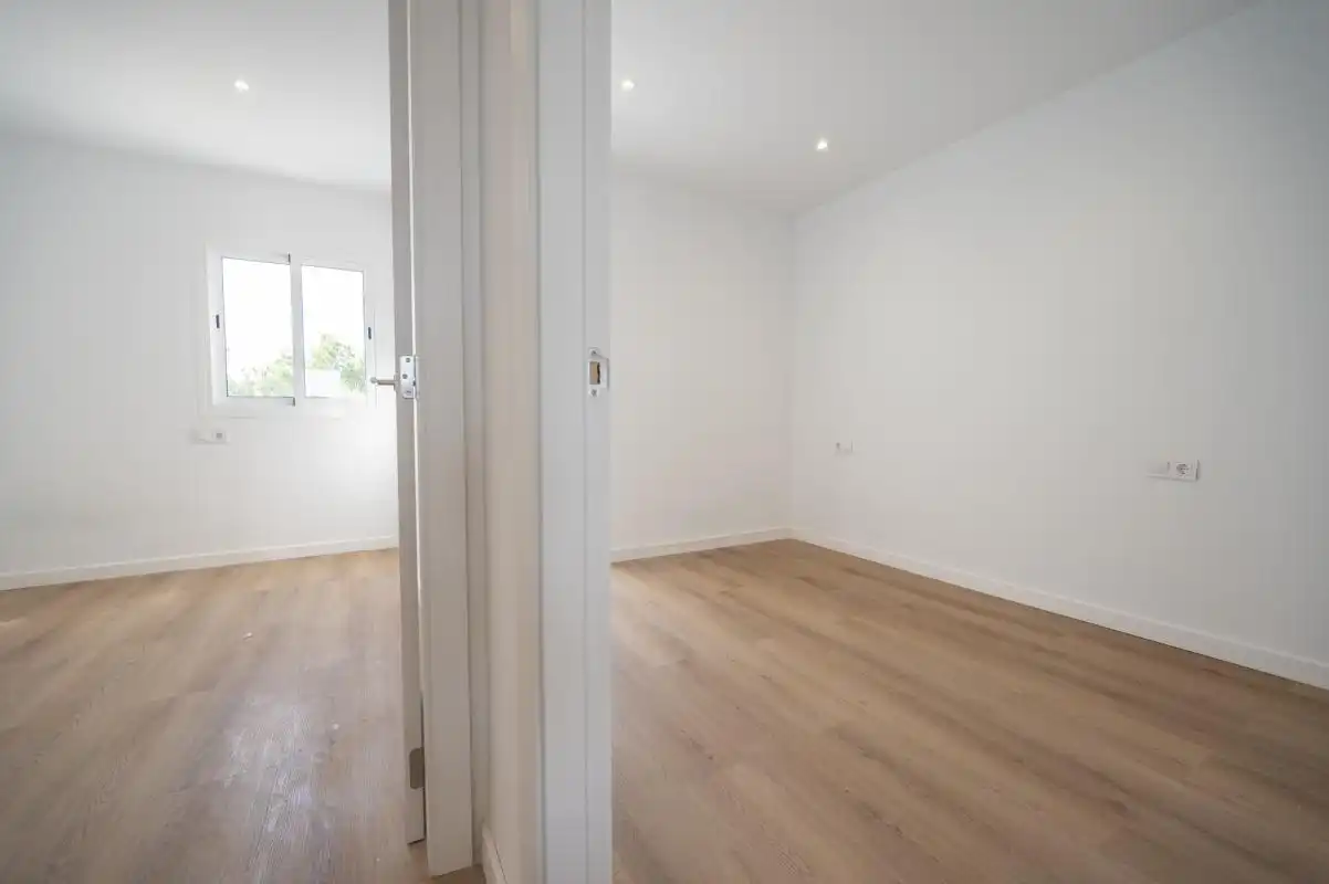 Schlafzimmer von Wohnung zum Verkauf in Sant Josep de sa Talaia mit Heizung, Terrasse und Balkon
