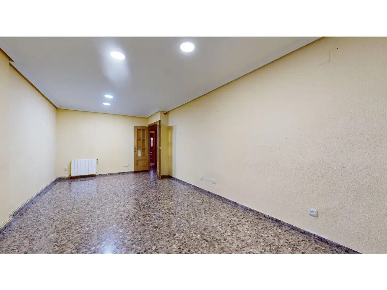 Piso en venta en Valencia con Aire acondicionado, Calefacción y Jardín privado