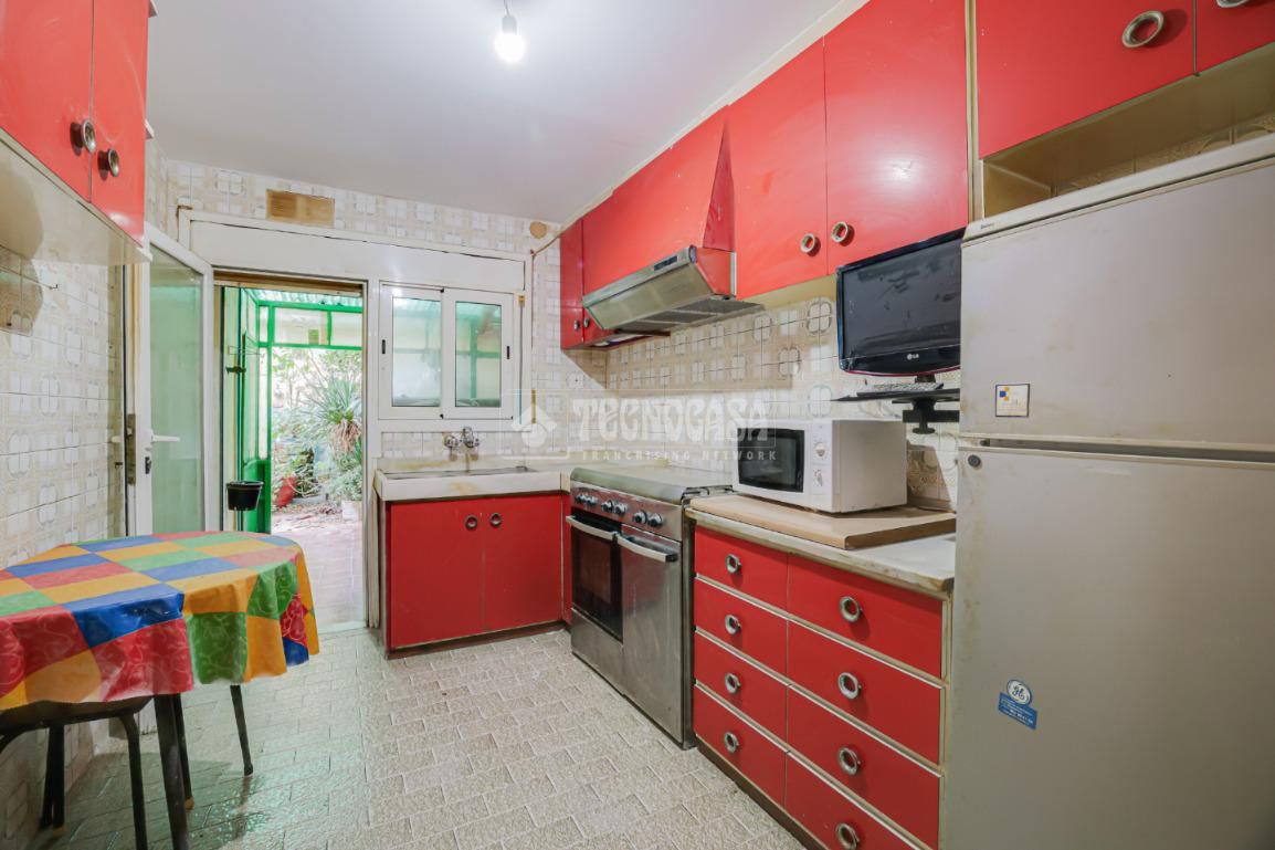 Cuina de Pis en venda en Terrassa amb Jardí privat