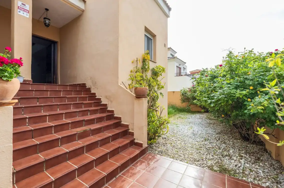 Casa o chalet en venta en La Zubia con Aire acondicionado, Calefacción y Jardín privado