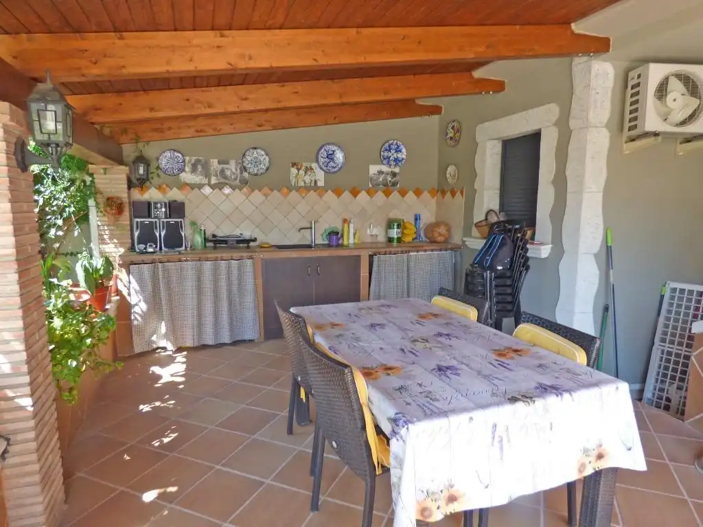 Cuina de Casa o xalet en venda en Vilafant amb Aire condicionat, Jardí privat i Terrassa