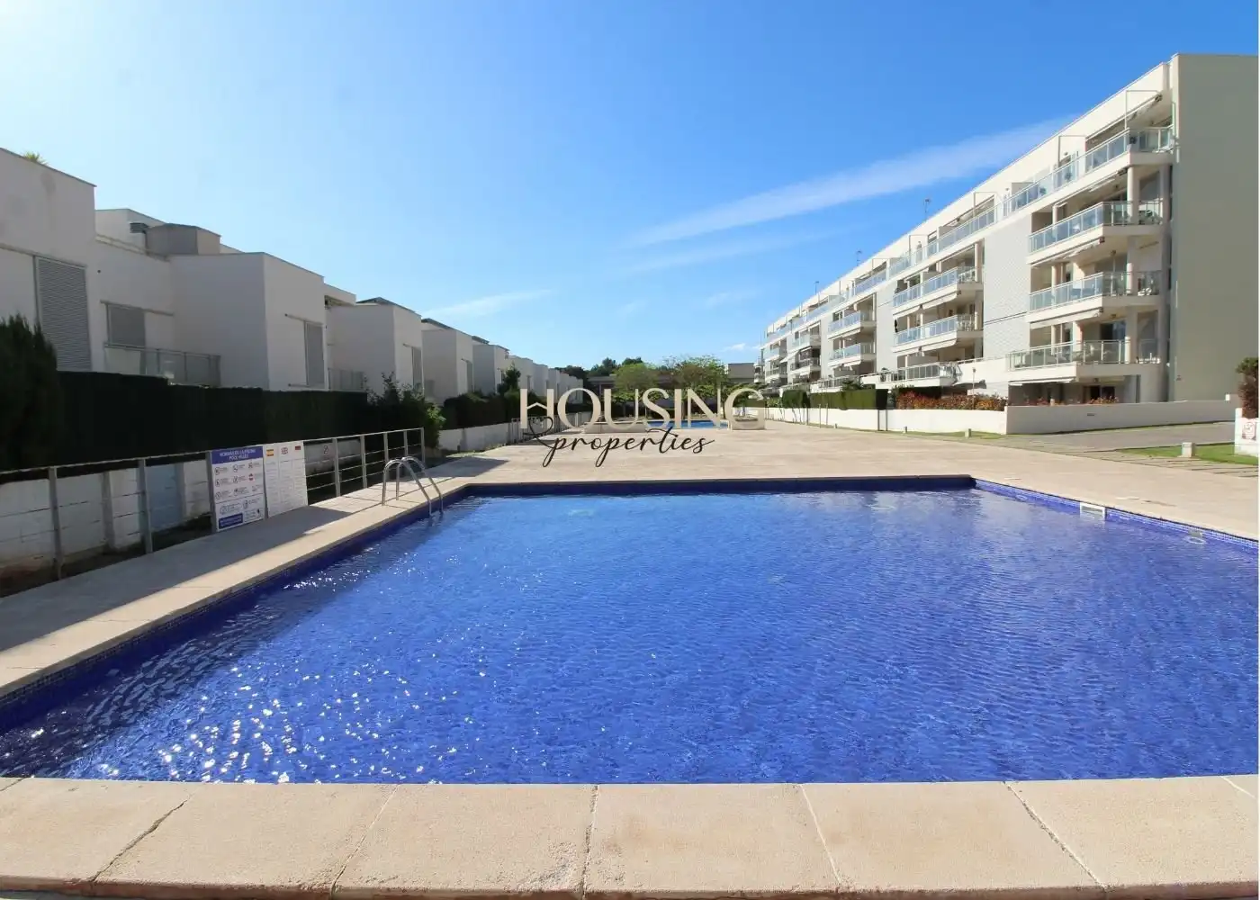 Ground floor for rent in Les Maravelles