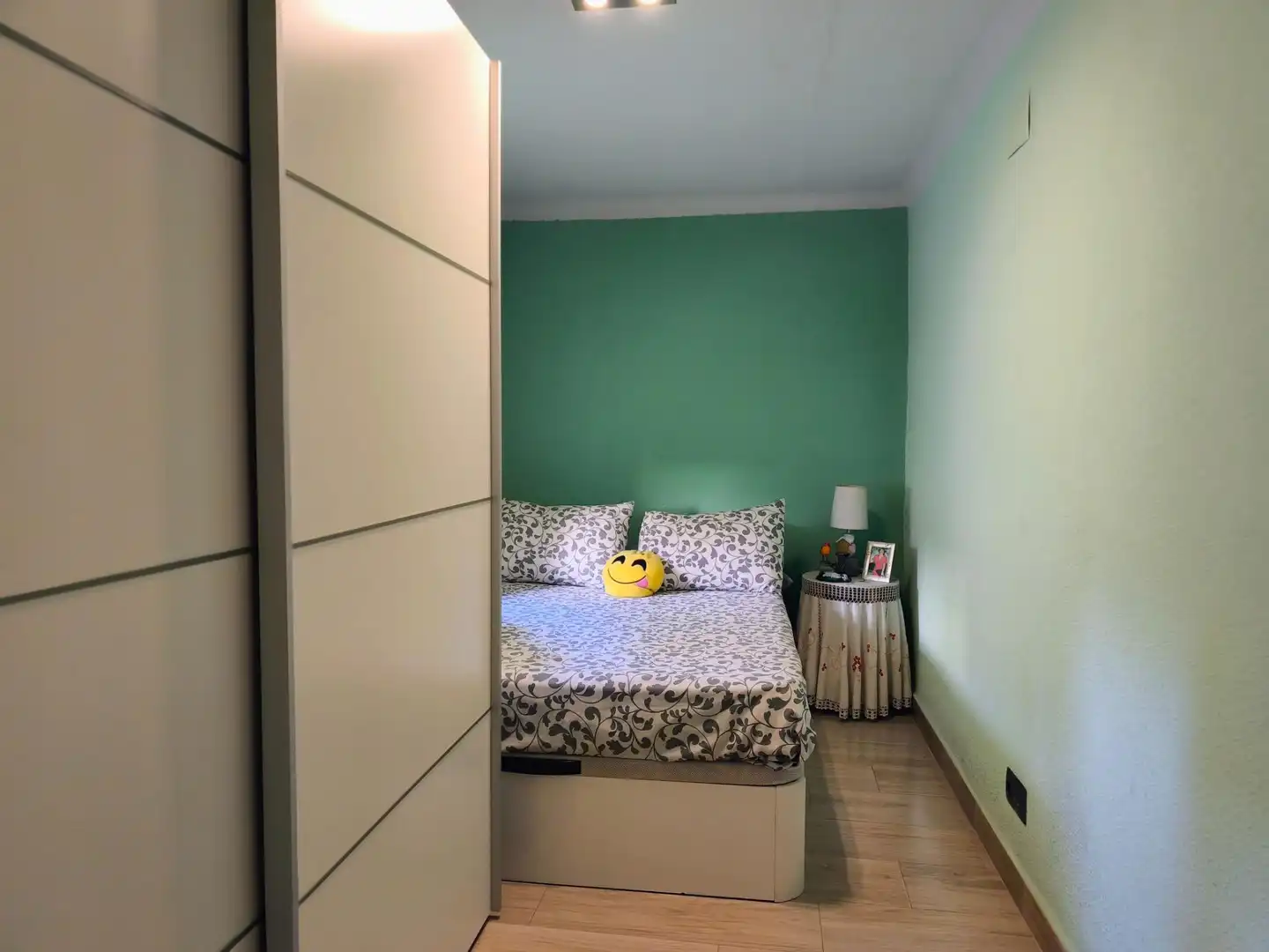 Bedroom of Flat for sale in Madrid  with Balcony