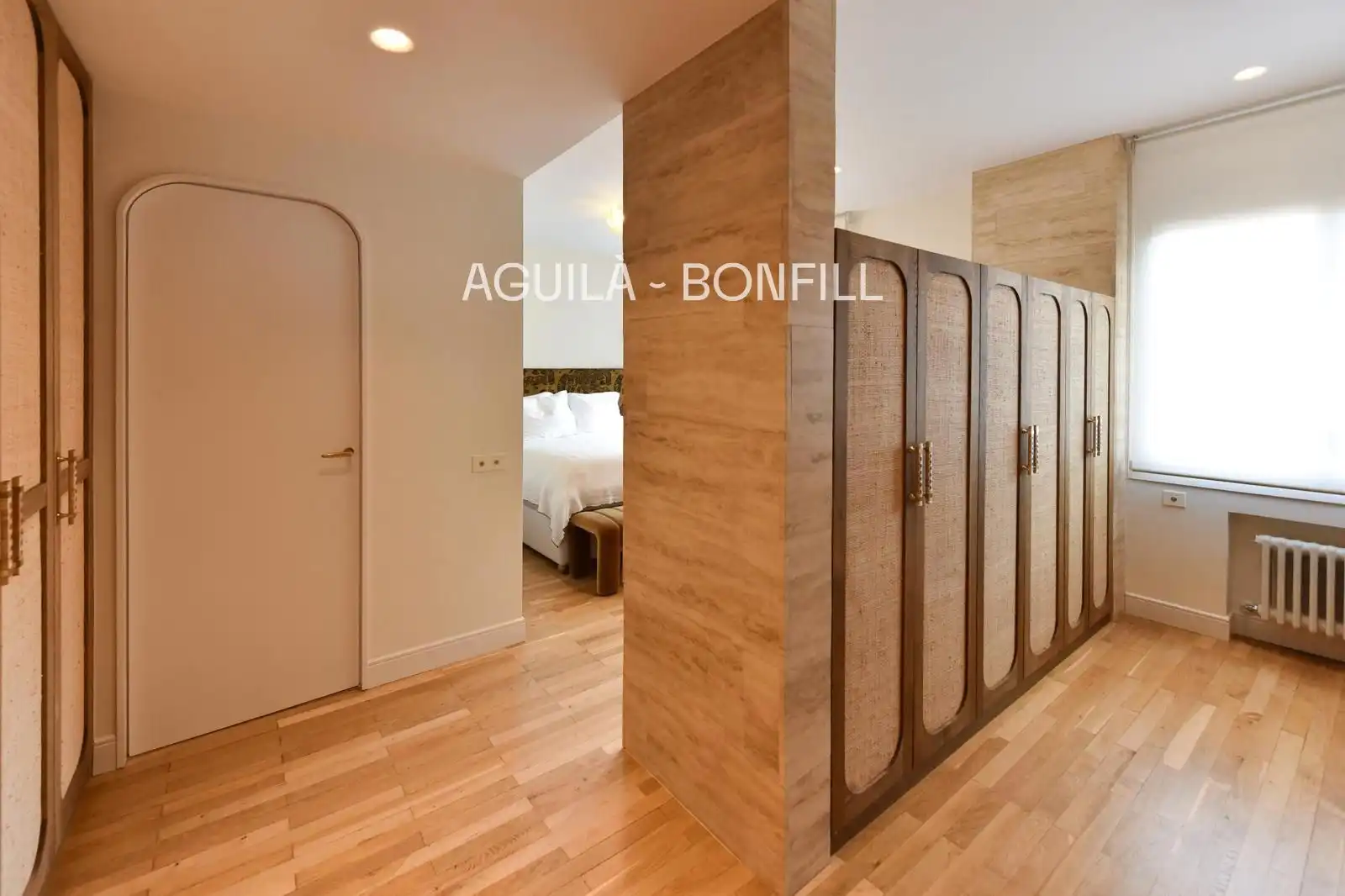 Flat for sale in Barcelona  with Air Conditioner, Heating and Parquet flooring