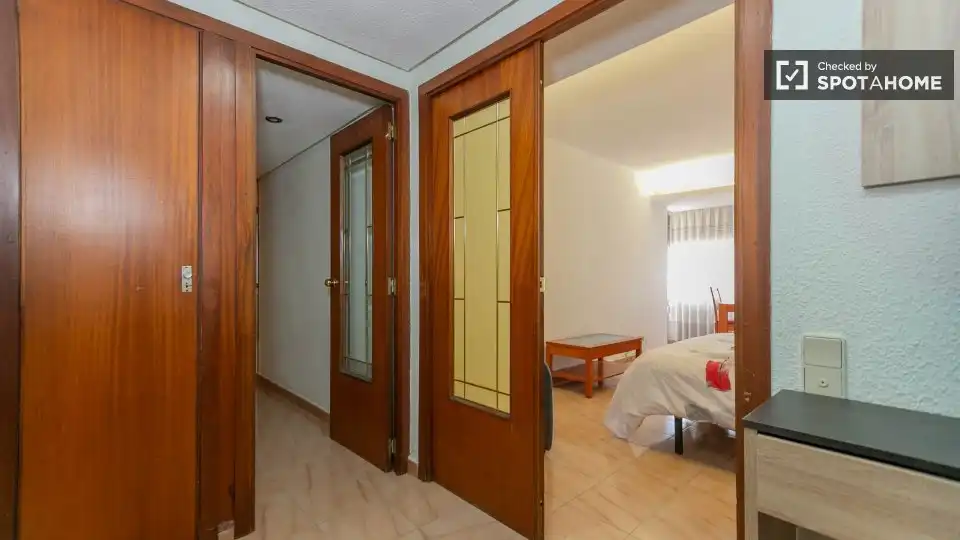 Piso de alquiler en Valencia con Aire acondicionado, Calefacción y Amueblado