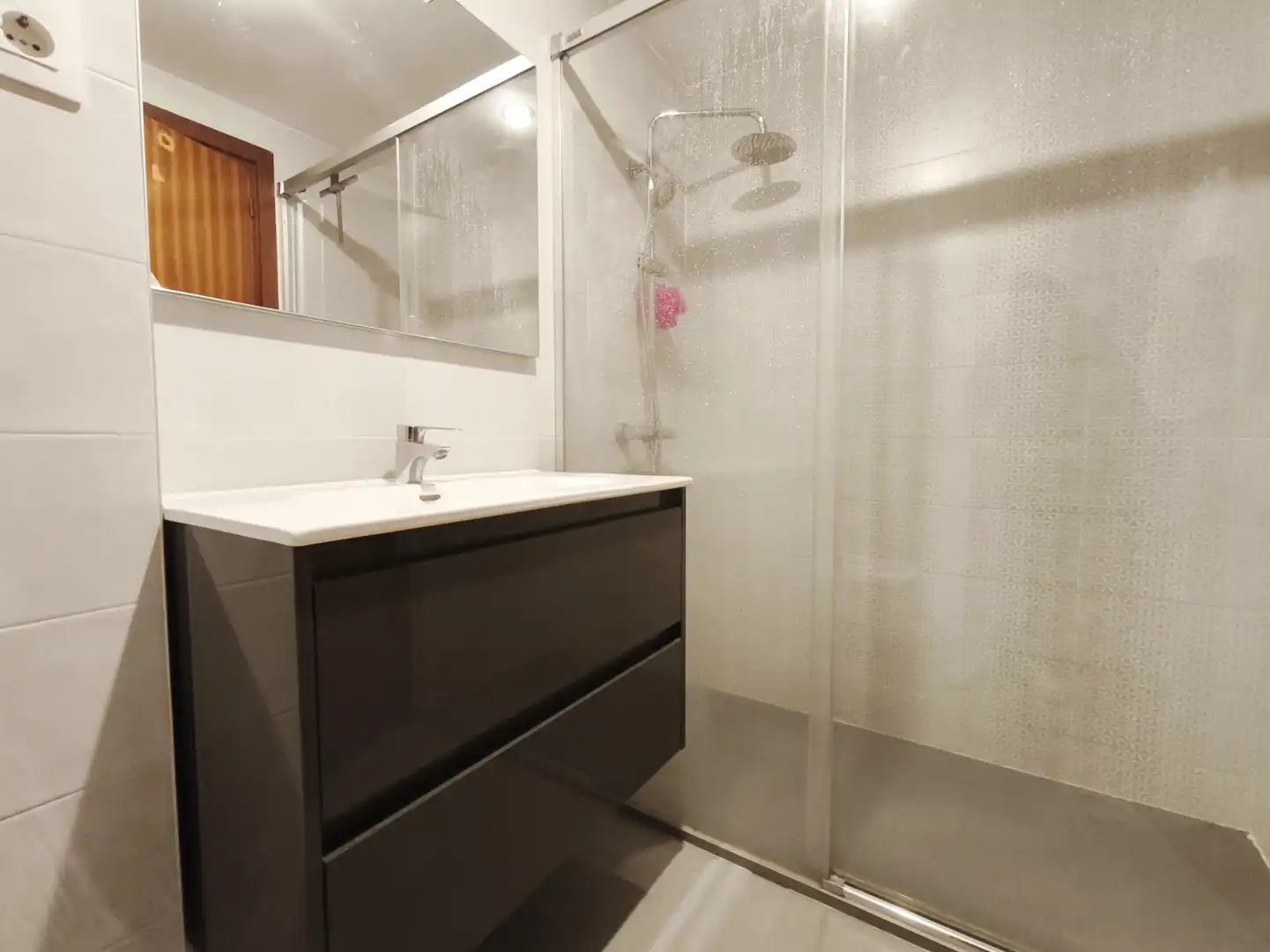 Bathroom of Flat for sale in  Logroño  with Heating