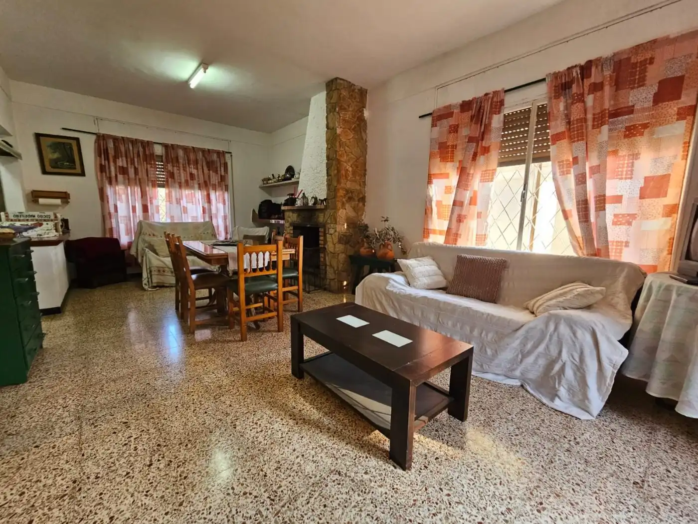 Wohnzimmer von Country house zum Verkauf in Rossell mit Privatgarten, Abstellraum und Möbliert
