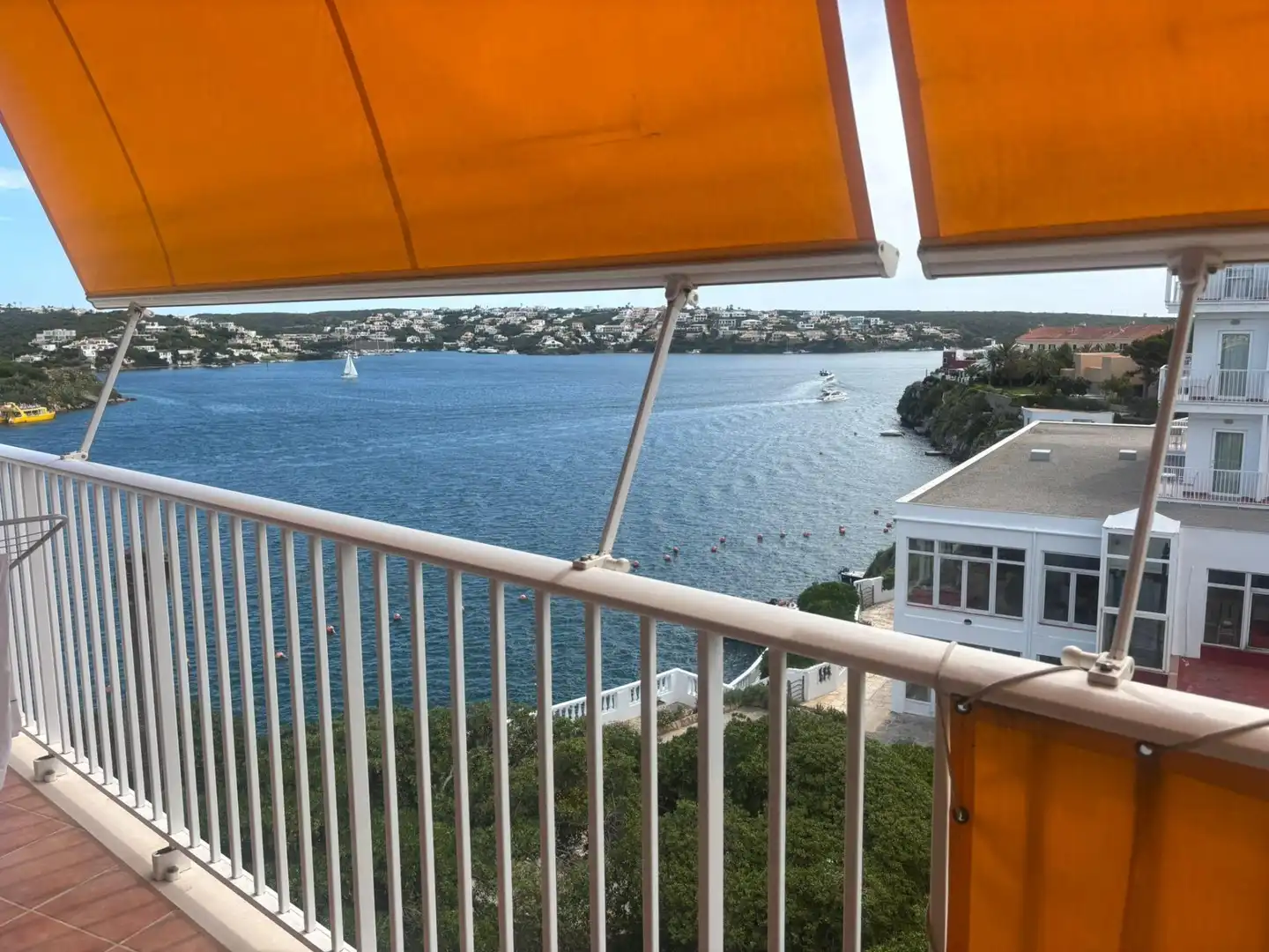 Balcony of Flat for rent in Es Castell  with Air Conditioner, Heating and Terrace
